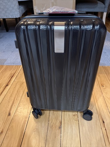 Hanke Carry On Luggage Suitcase with Wheels 20in Spinner Luggage Black
